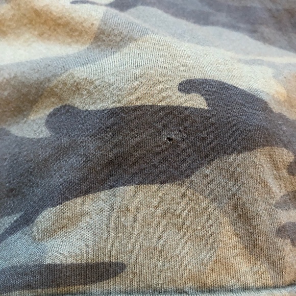 Splendid Women’s Camo Print Crew Neck T-Shirt - Picture 3 of 5